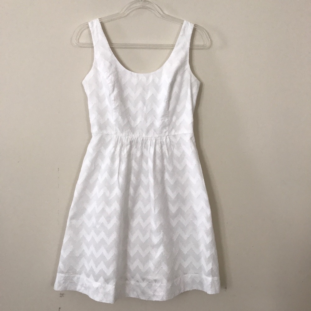 Vineyard vines dress